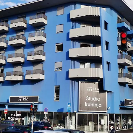 アパート Rocky Iii *