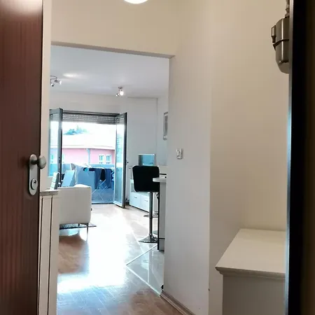 公寓 Rocky Iii 里耶卡